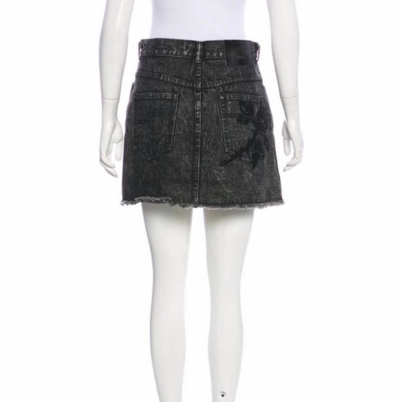 Marc Jacobs Embellished Denim Mini Skirt - RARE Size 27 - Picture 13 of 15